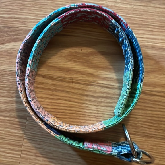 VINEYARD VINES sz M patchwork style belt with silver D-ring closure - Picture 12 of 12
